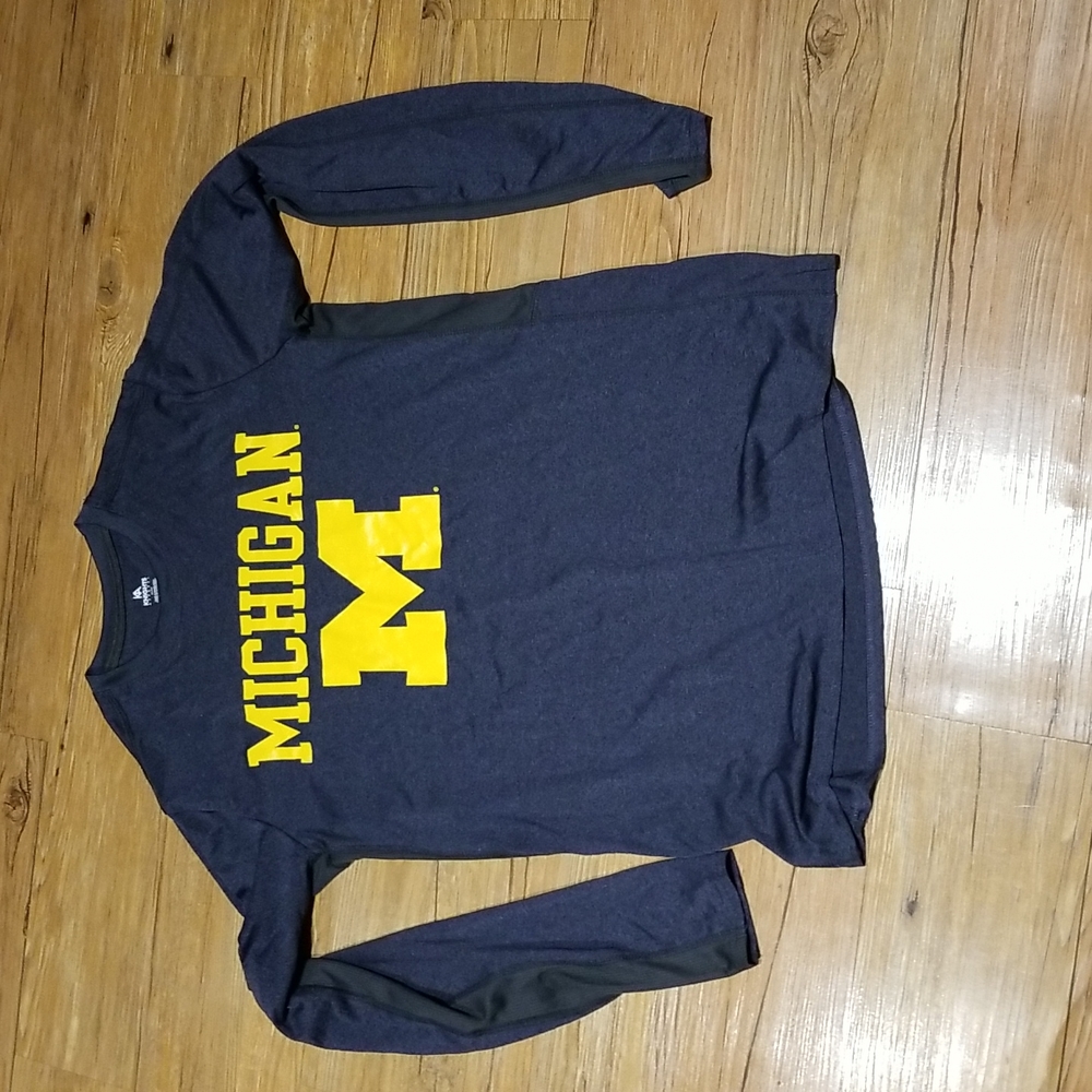 KA Michigan long sleeve shirt sz M great condition
